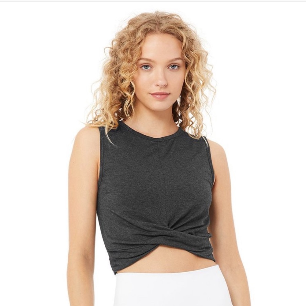 Alo Yoga Cover Tank in Anthracite Heather